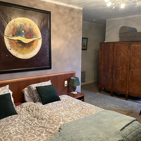 Moon River Chambre D'Hote Saint-Junien Εξωτερικό φωτογραφία